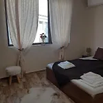 алекс Karlovo