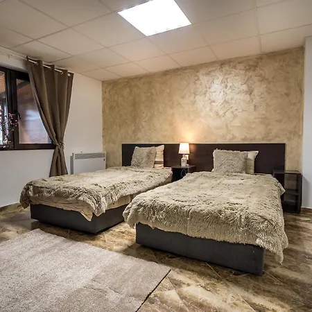 Guest house алекс Karlovo